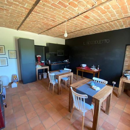 Il Noccioletto Bed and Breakfast Mombaruzzo Buitenkant foto