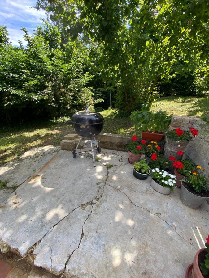 Il Noccioletto Bed and Breakfast Mombaruzzo Buitenkant foto